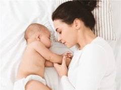 Hello IVF： 高龄女人做试管必须选择三代吗？